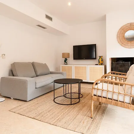 Casa de Férias Charming Two Bedroom House Close To The Sea