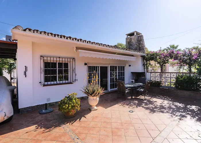 Prázdninový dům Charming Two Bedroom House Close To The Sea Marbella